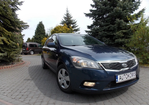 Kia Ceed cena 21500 przebieg: 176500, rok produkcji 2010 z Jarosław małe 379